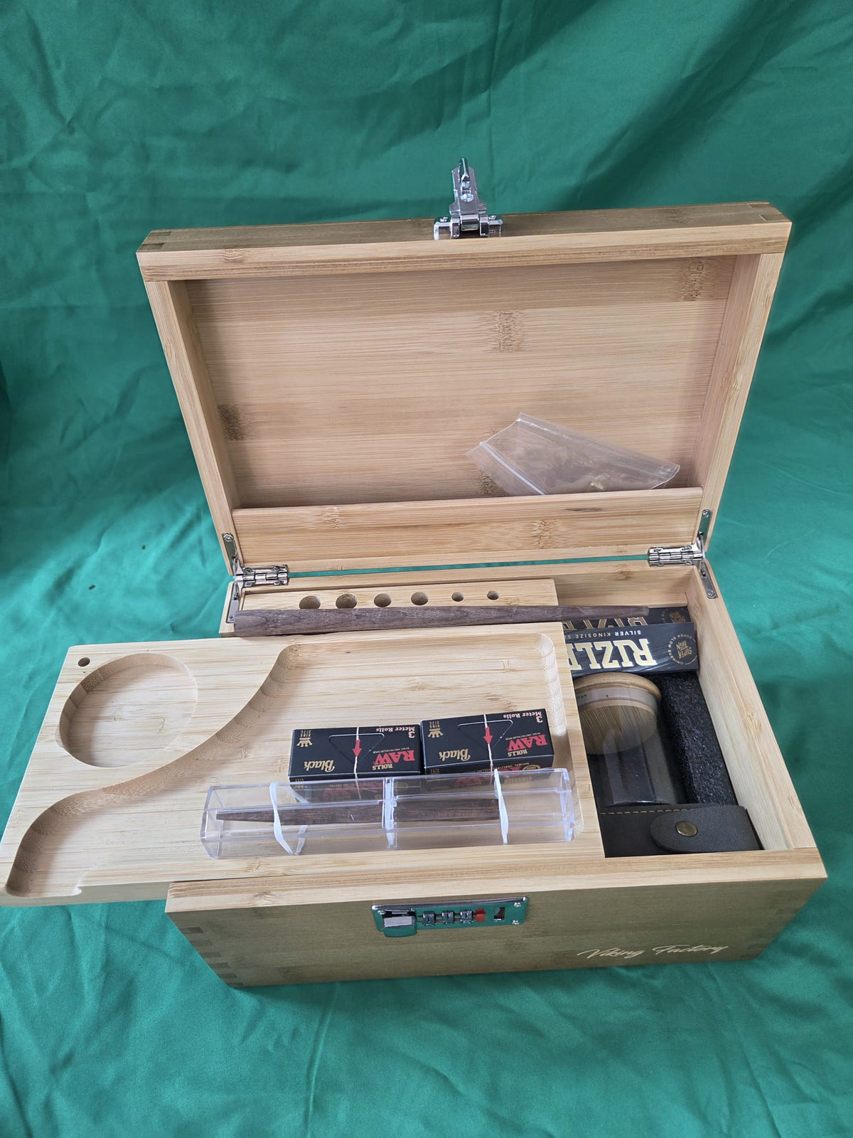Viking Factory Ultimate Rolling Kit - Rolling in Gigglez